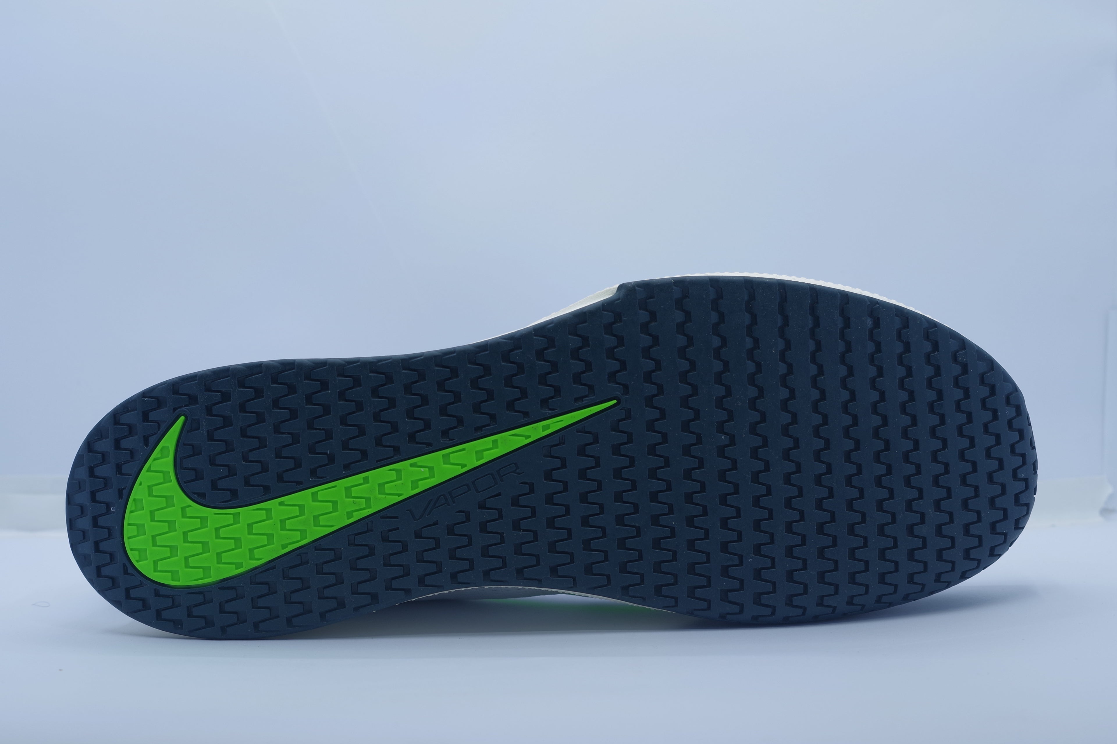 NikeCourt Vapor Lite 2 Men’s Hard Court Tennis Shoes