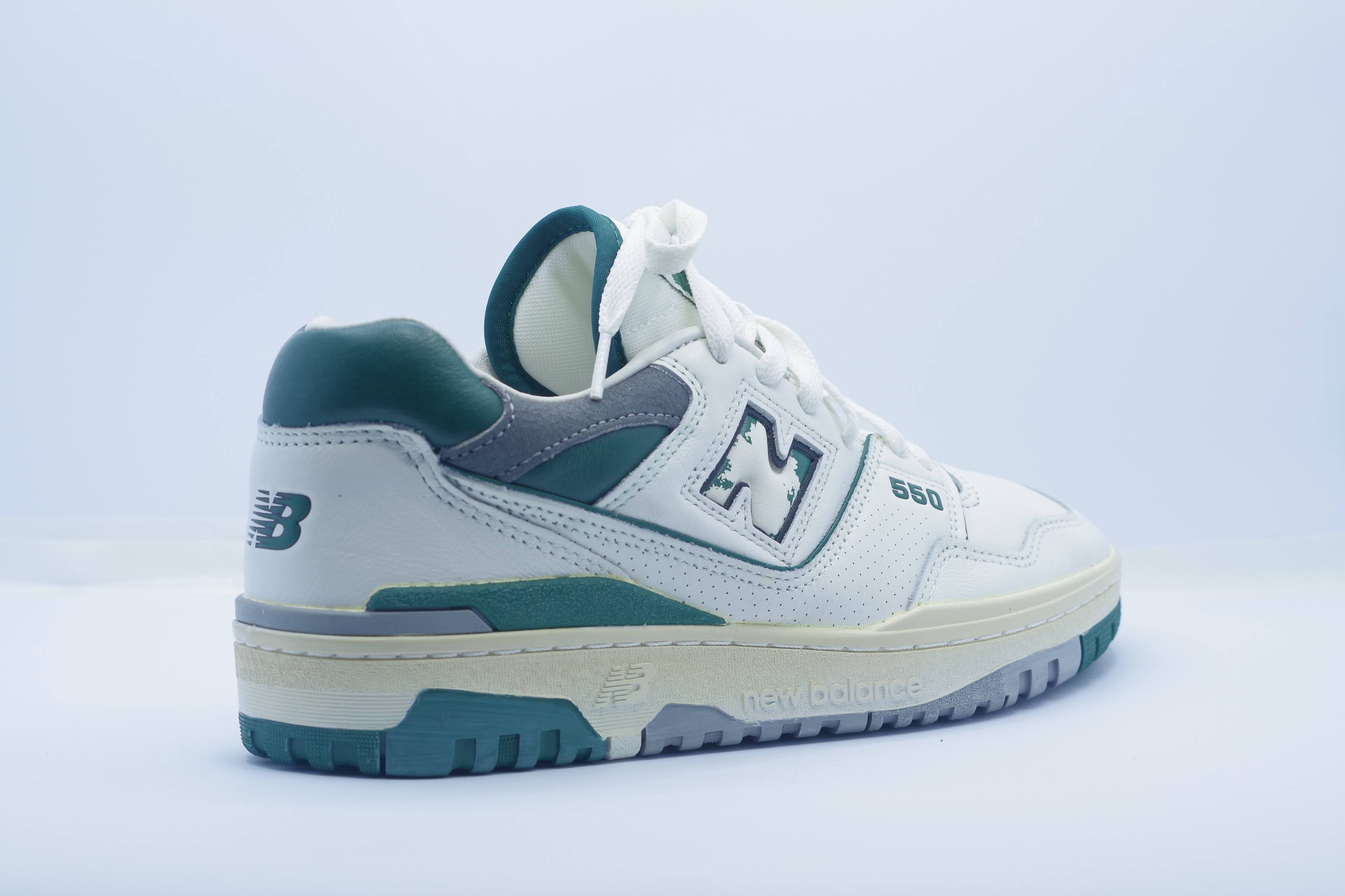 New Balance 550 – Vintage Pack Marsh Green (Men’s Sneakers)