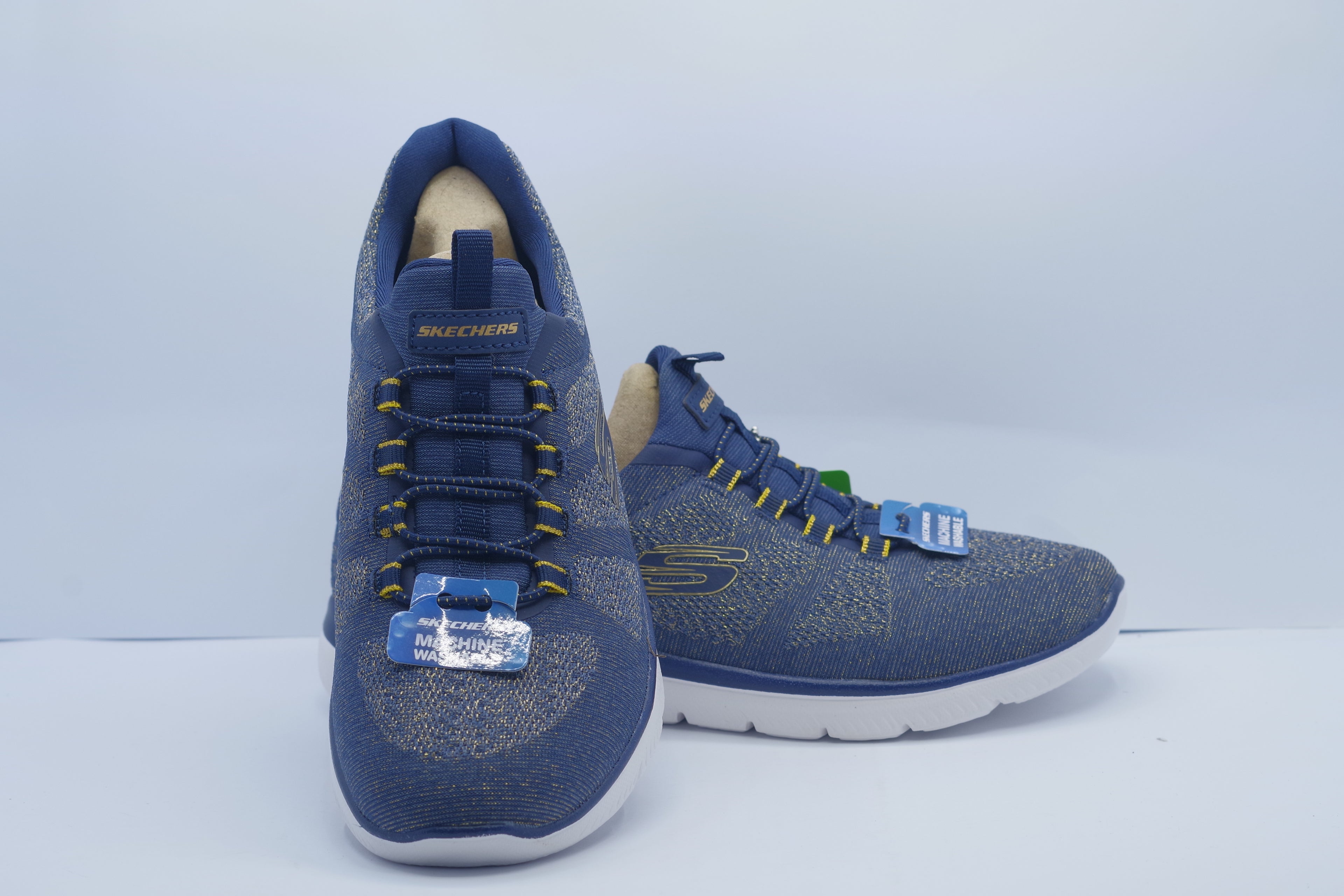 Skechers Women’s Textured Sports Shoes – Summits