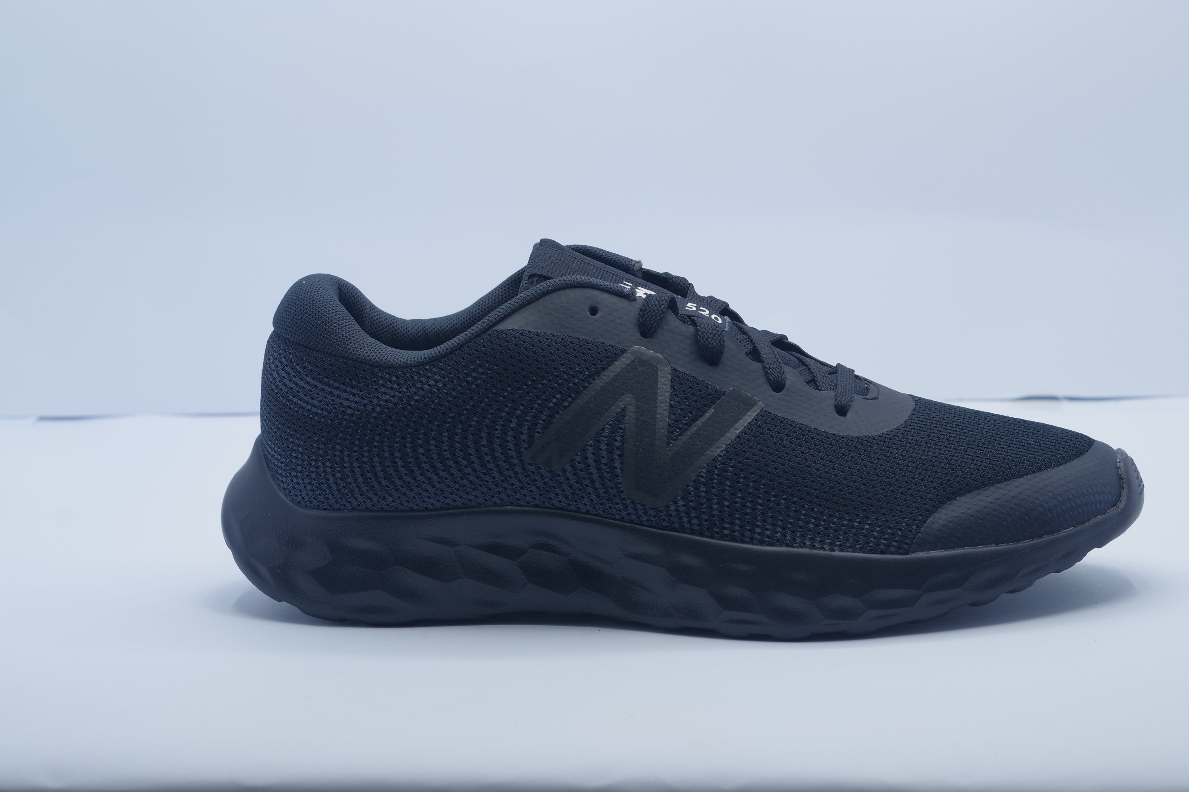New Balance 520 V8 Running Shoe