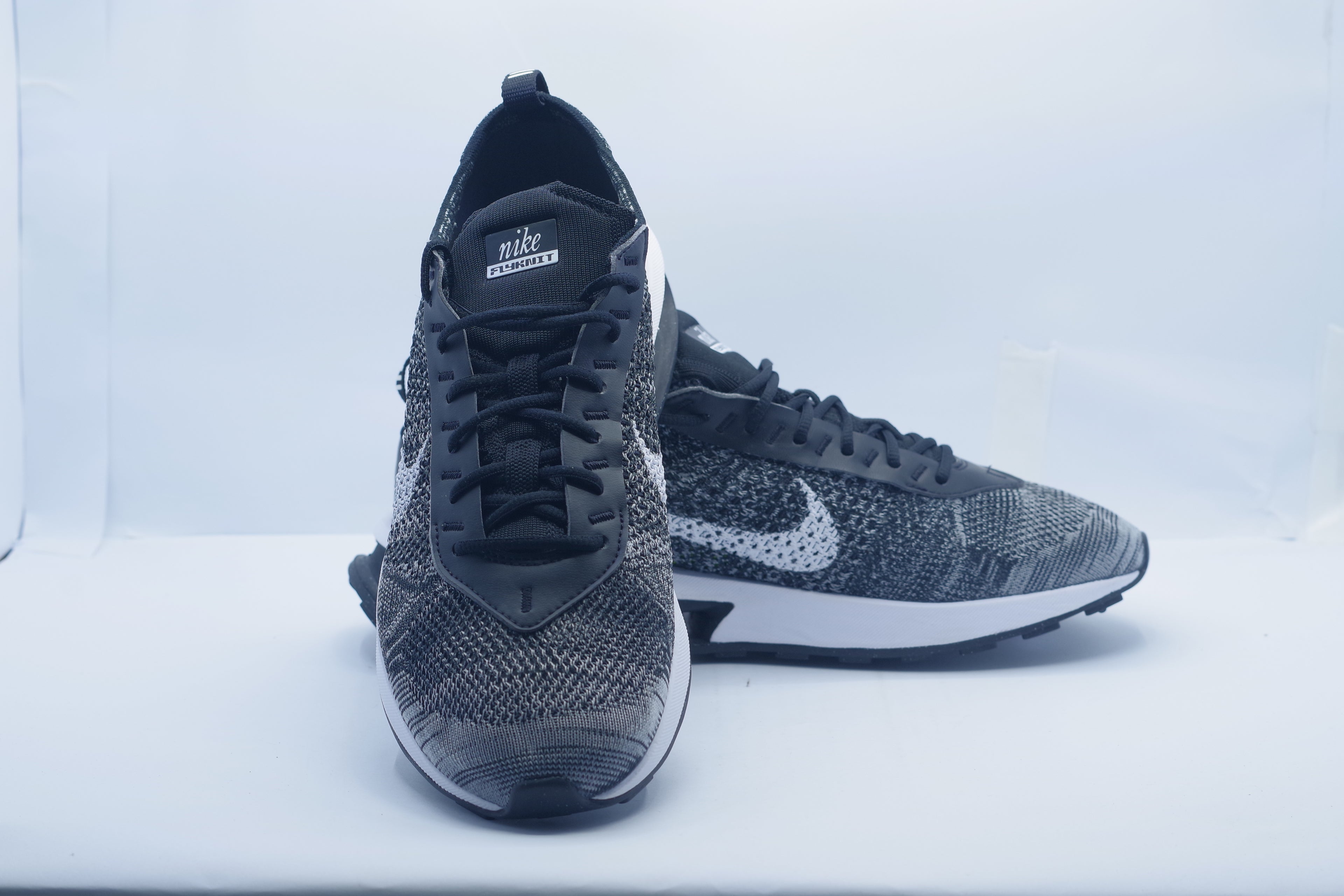 Nike Air Max Flyknit Racer       (DJ6106-001)
