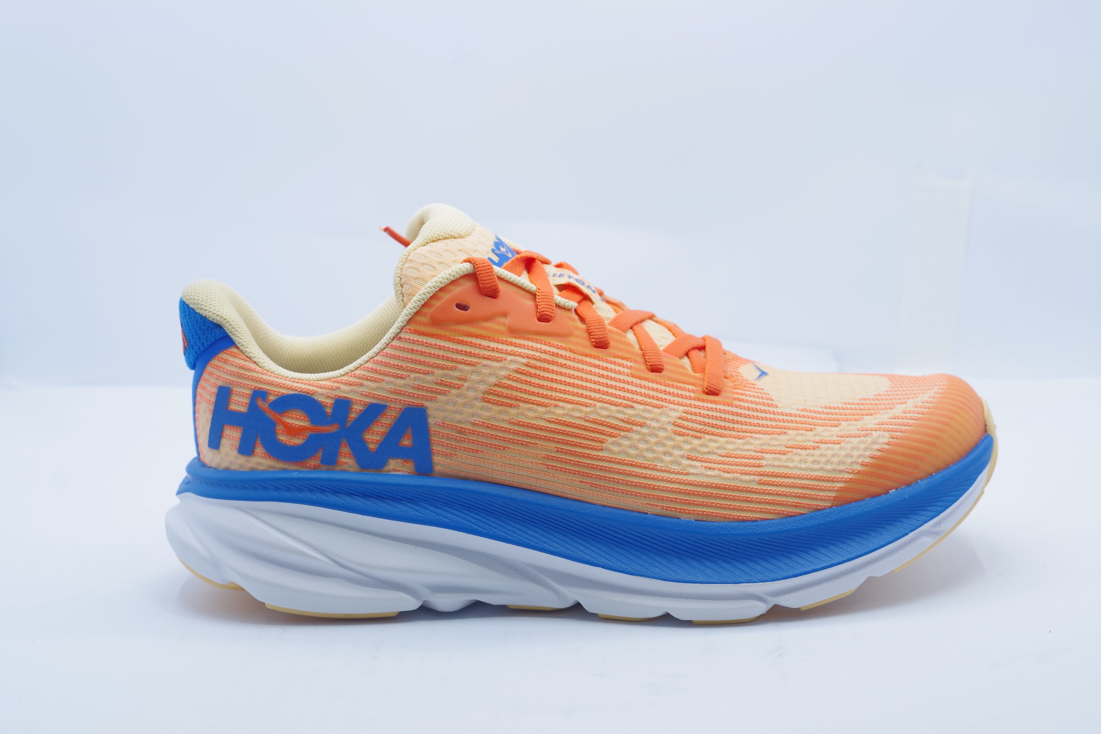 HOKA Clifton 9 – Women’s Running Shoes      ( F27223A )