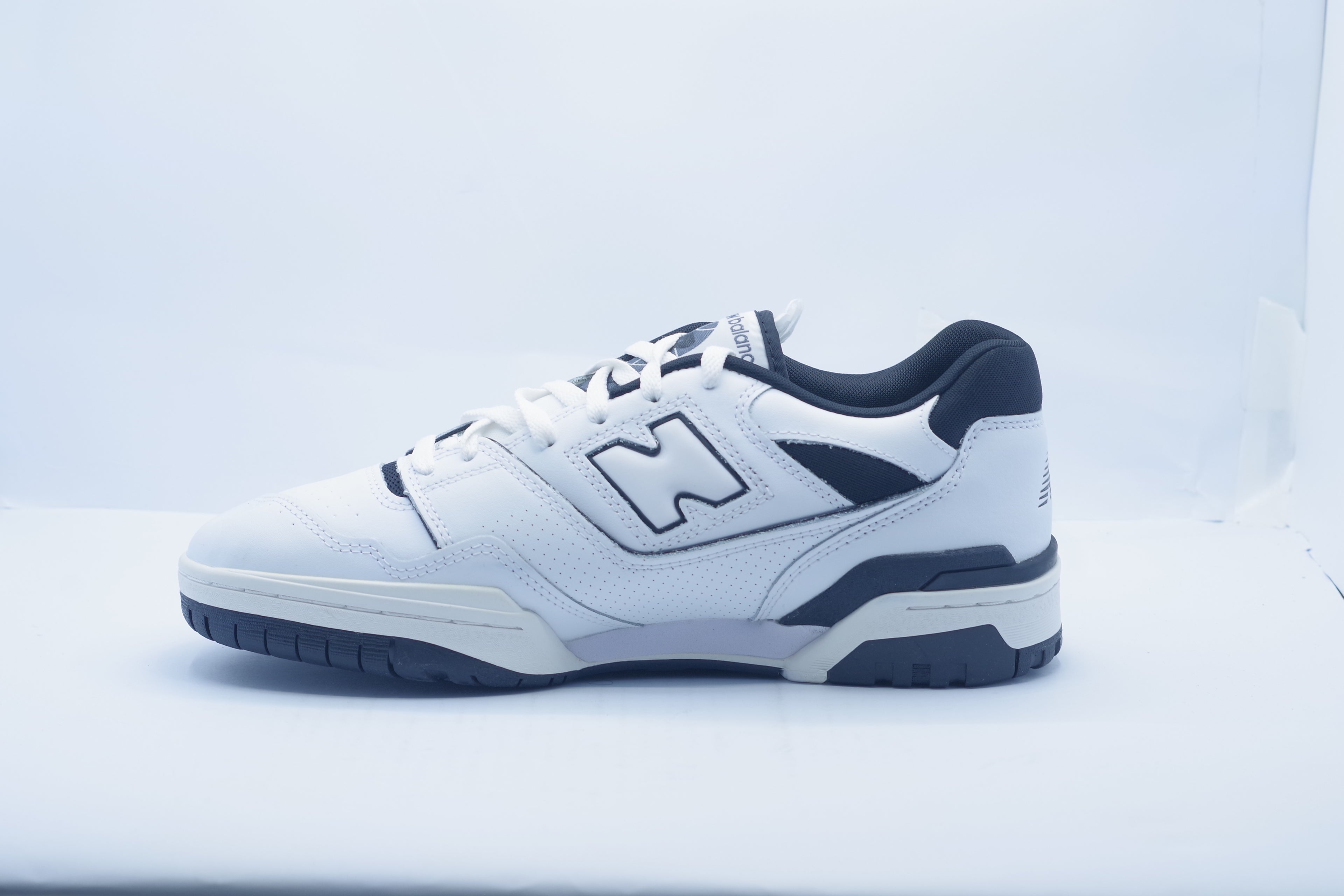 New Balance 550 – White Black