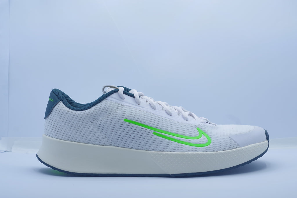 NikeCourt Vapor Lite 2 Men’s Hard Court Tennis Shoes