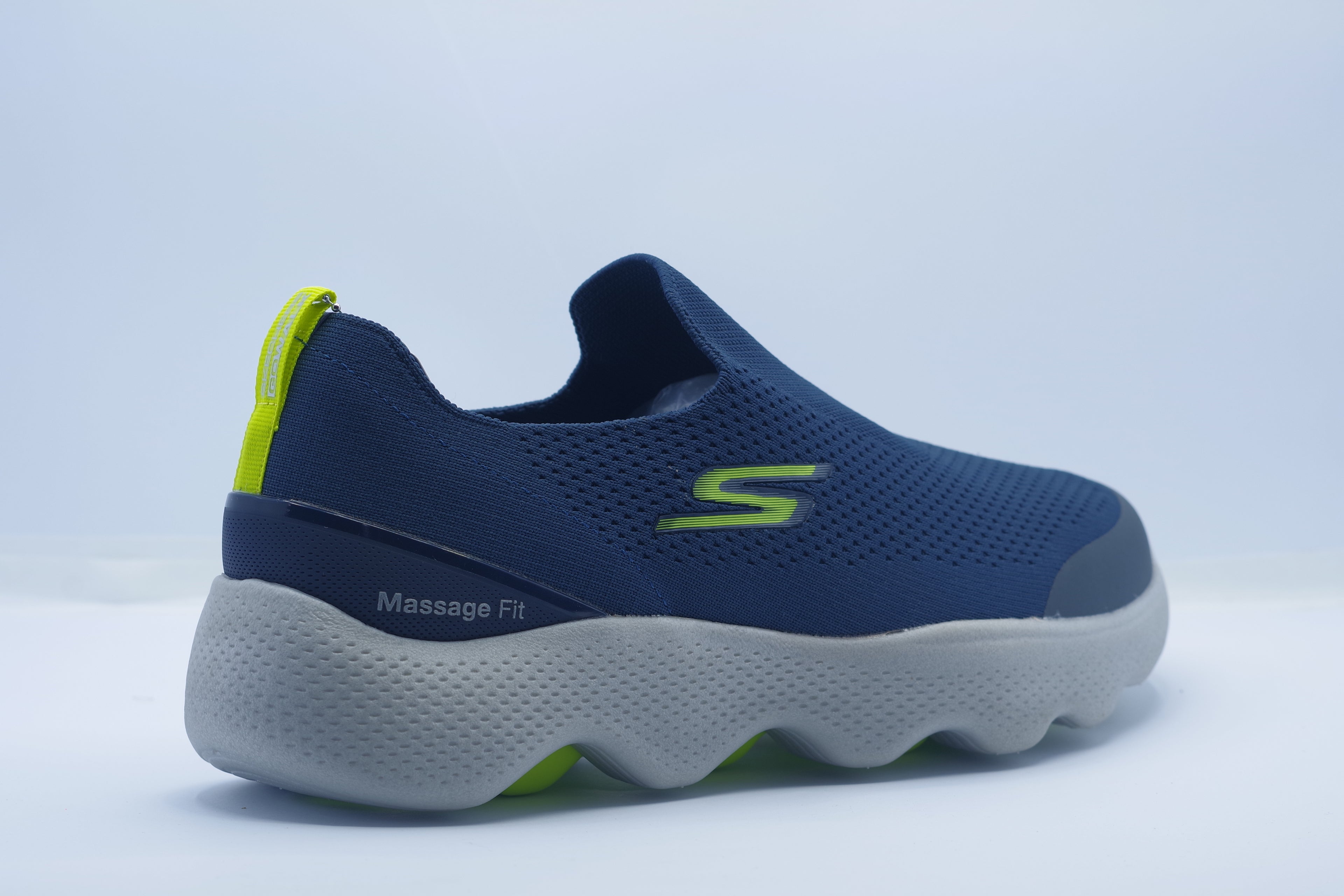 Skechers GOwalk Massage Fit – Tidal   (SN216401WW)