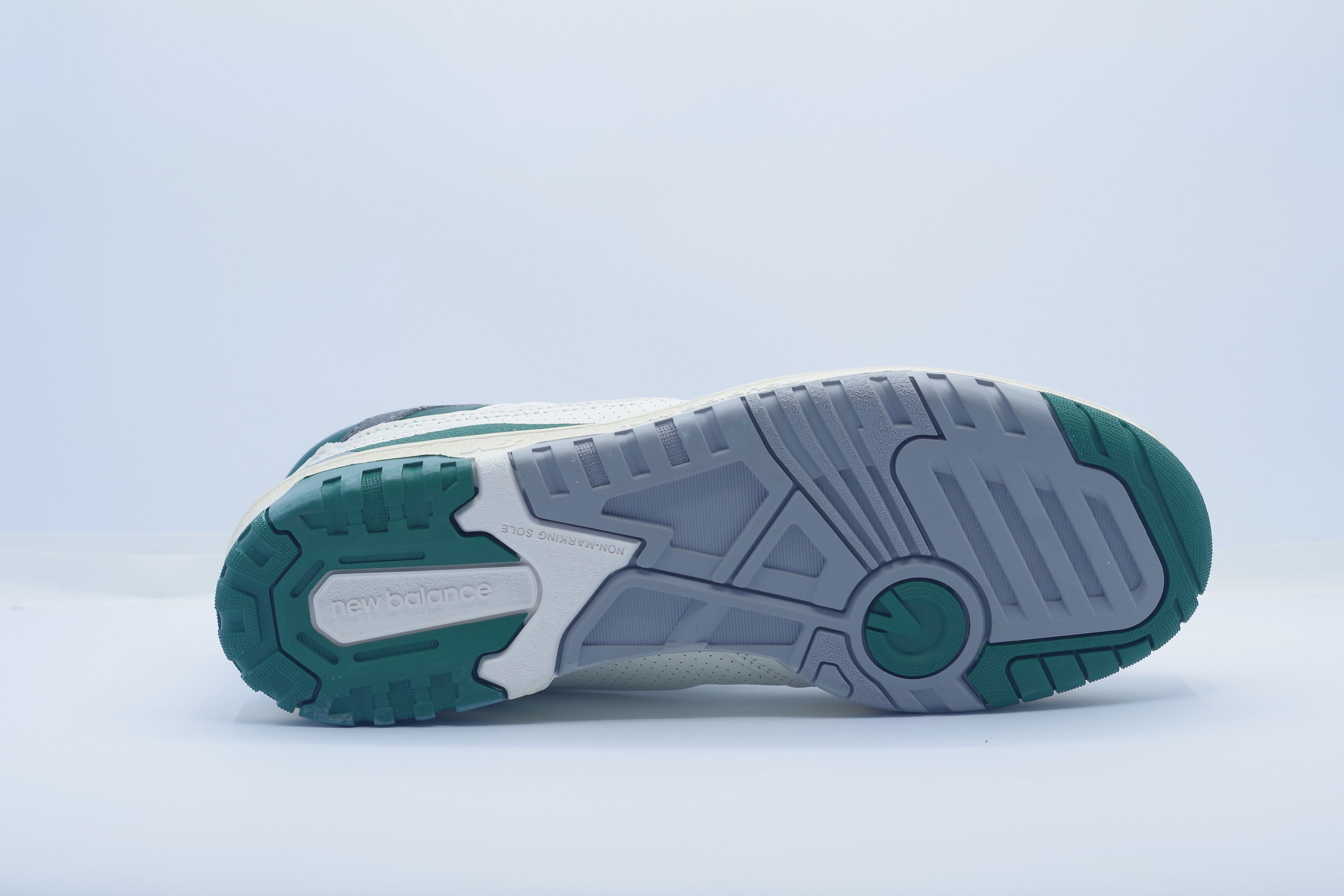 New Balance 550 – Vintage Pack Marsh Green (Men’s Sneakers)