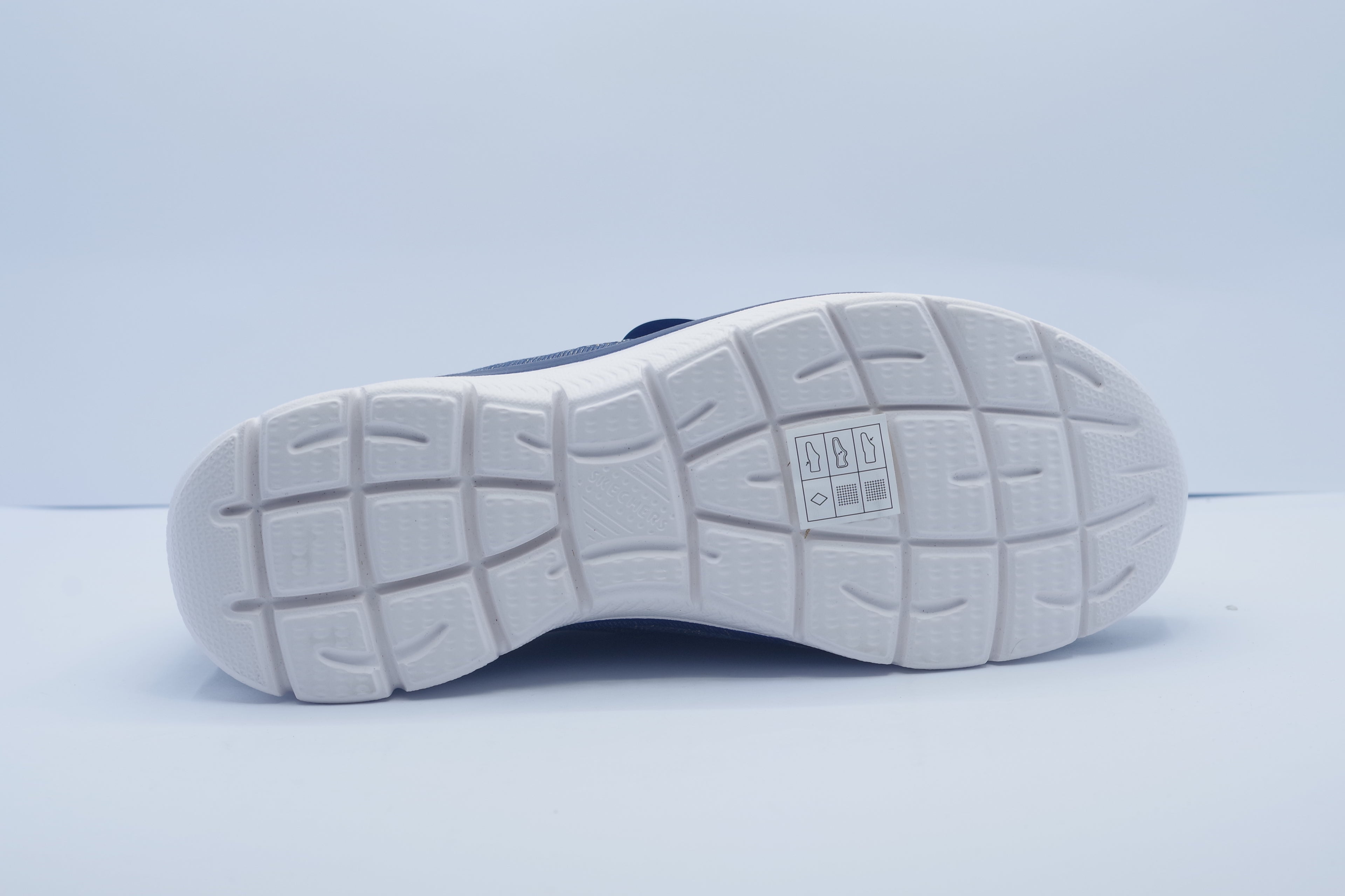 Skechers Women’s Textured Sports Shoes – Summits