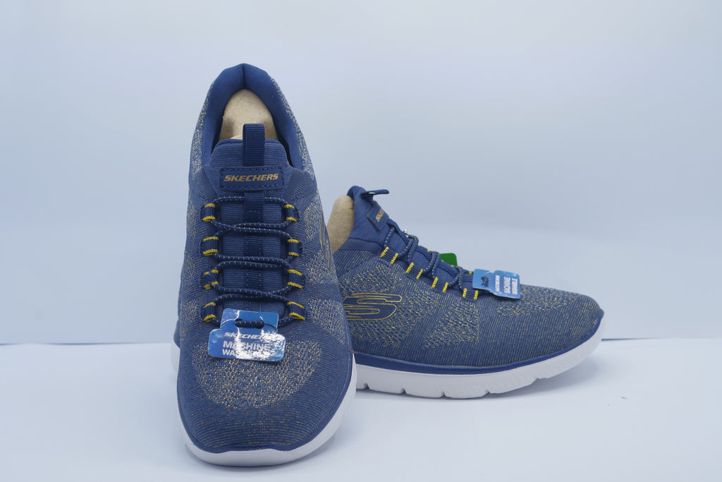 Skechers Women’s Textured Sports Shoes – Summits