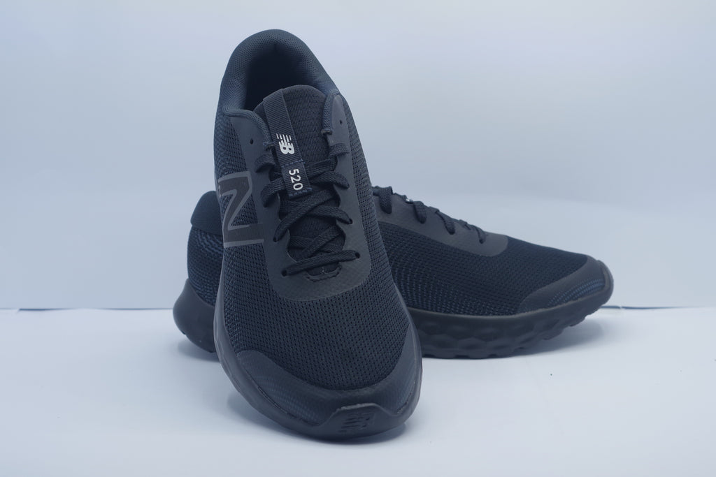 New Balance 520 V8 Running Shoe