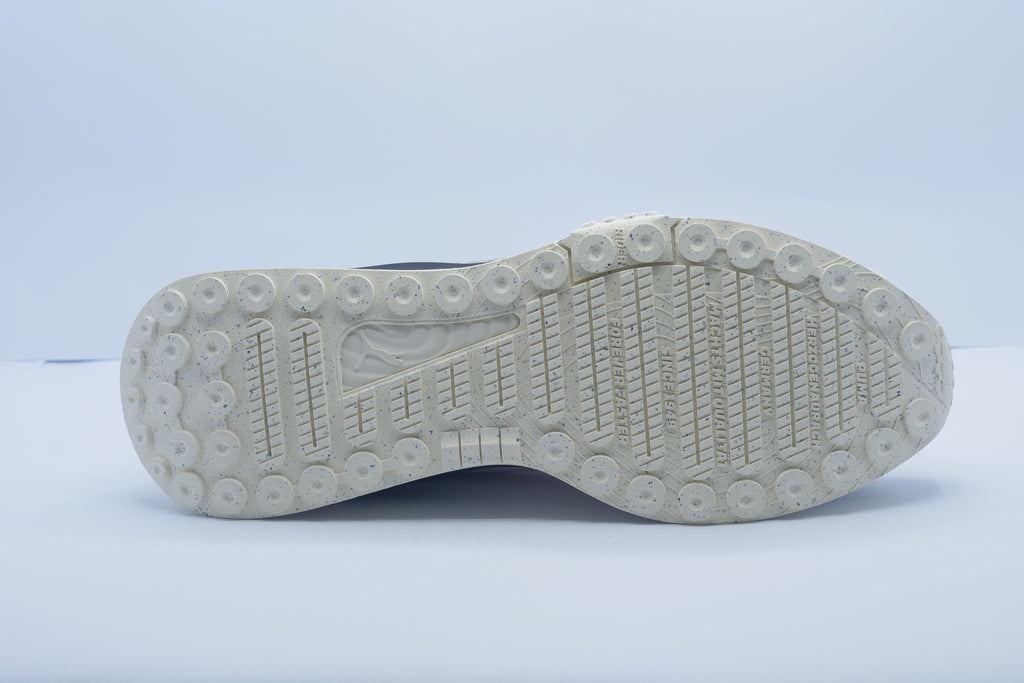 PUMA Wild Rider RE.GEN Trainers  (381636-01)