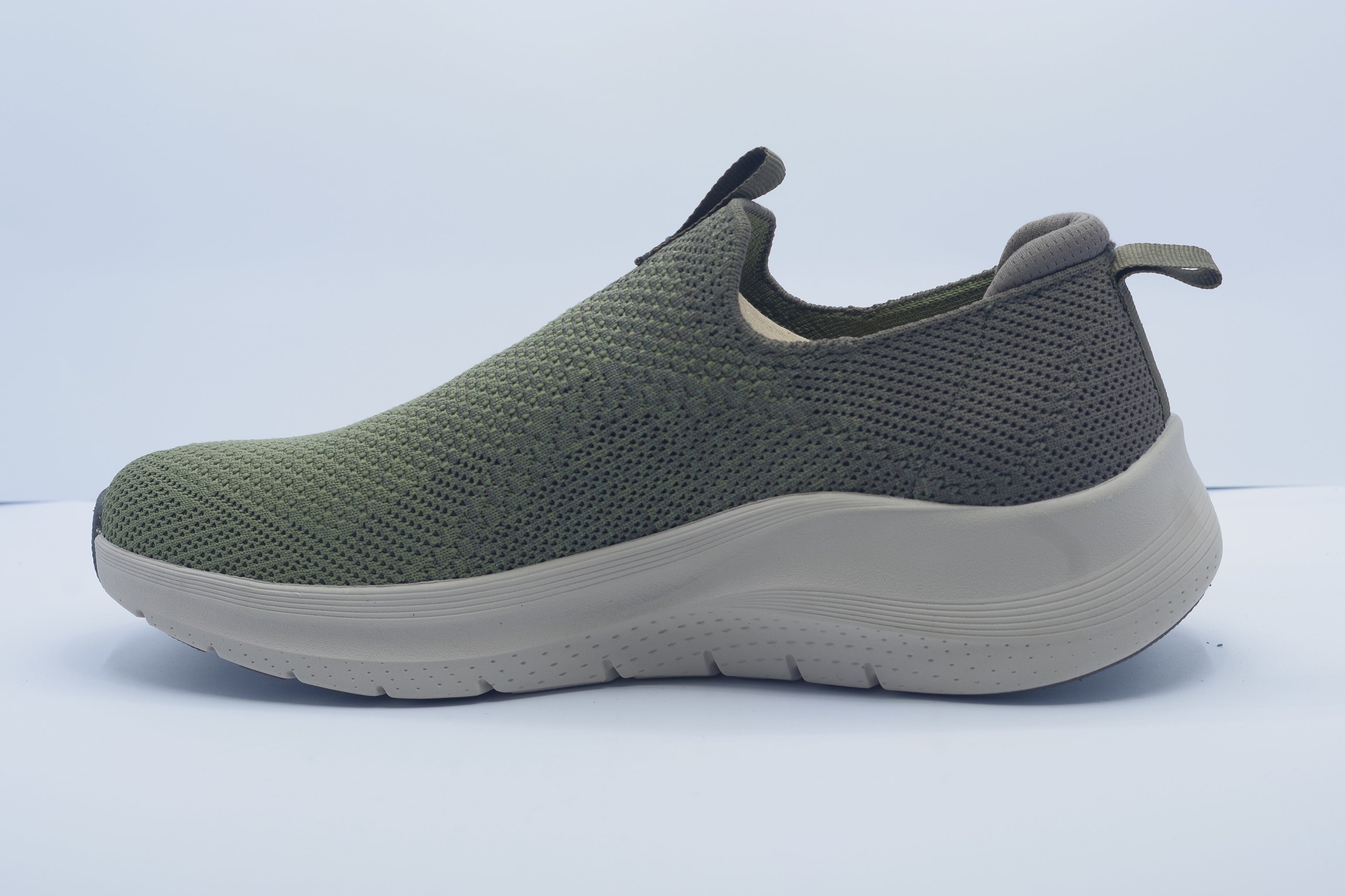 Skechers Sport Arch Fit 2.0 – Farum (Men’s Sneakers)