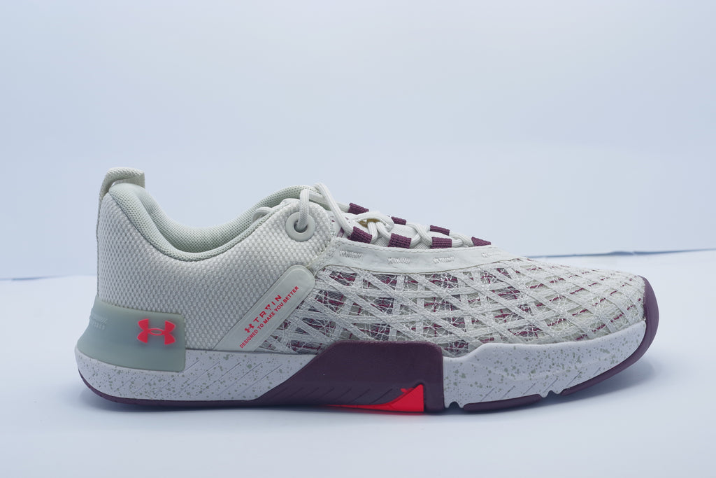 Under Armour Tribase Reign 5  ( 3026021-30)