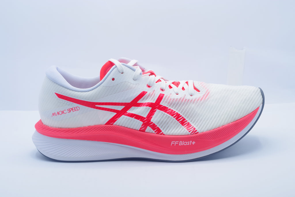 ASICS MAGIC SPEED™ 3 – Men’s Running Shoes     ( F450923)