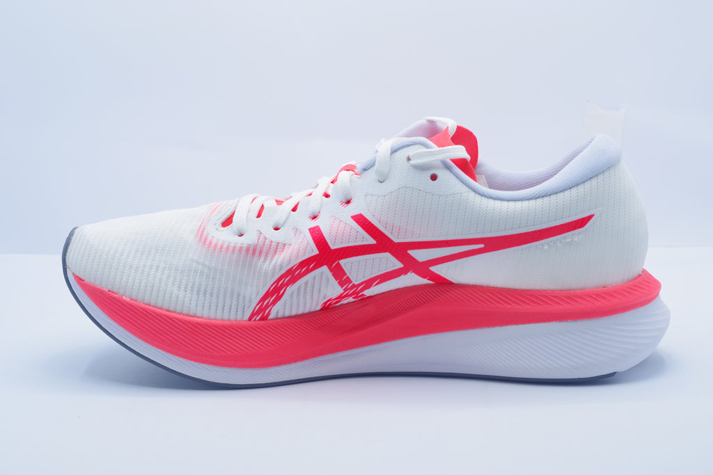 ASICS MAGIC SPEED™ 3 – Men’s Running Shoes     ( F450923)