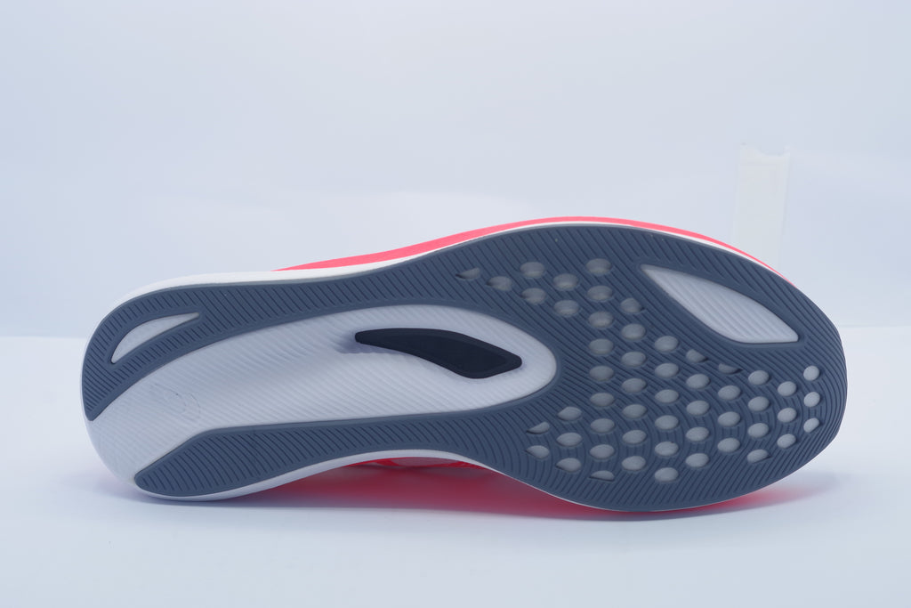 ASICS MAGIC SPEED™ 3 – Men’s Running Shoes     ( F450923)