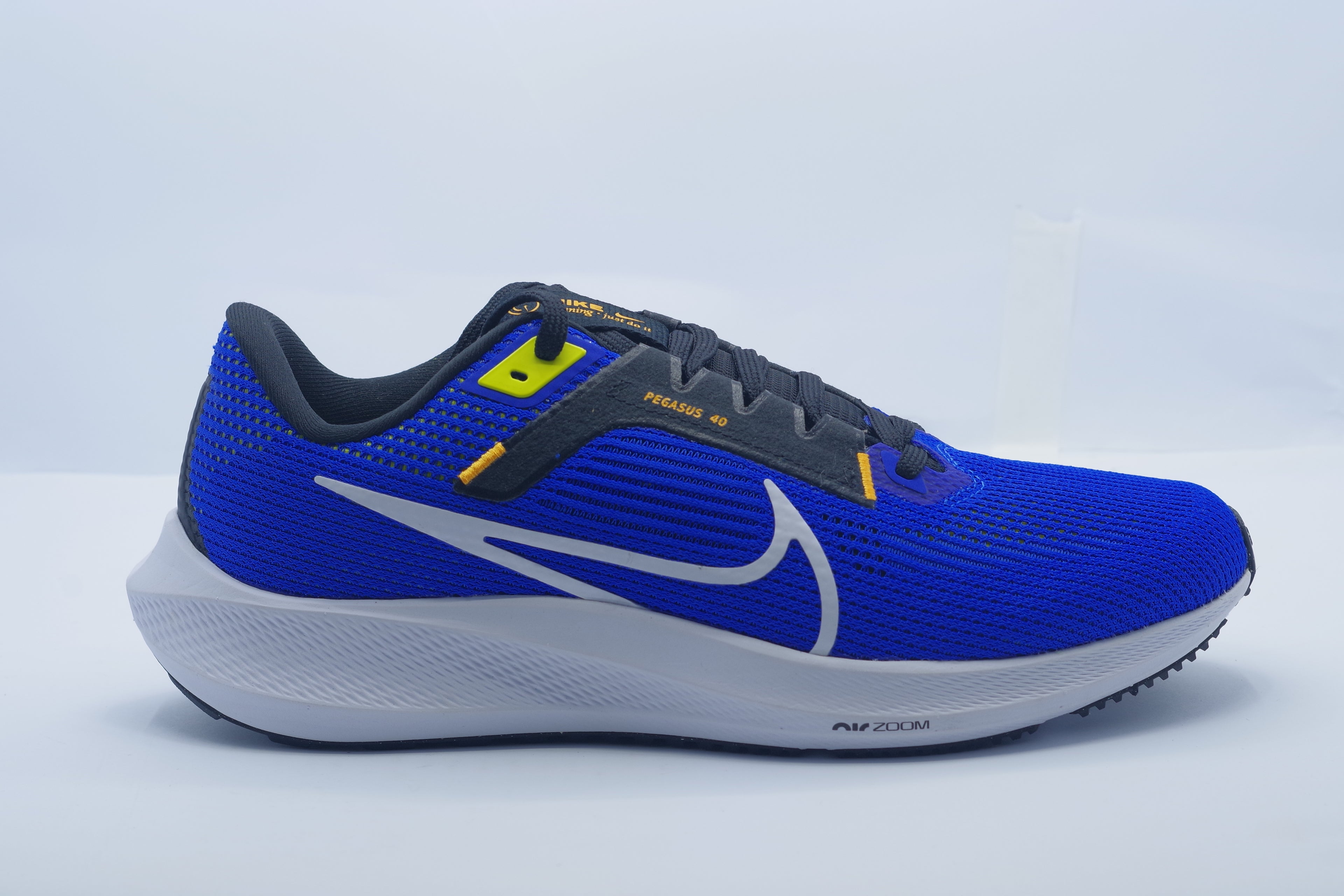 Nike Pegasus 40 – Men’s Road Running Shoes  ( DV3853-401)