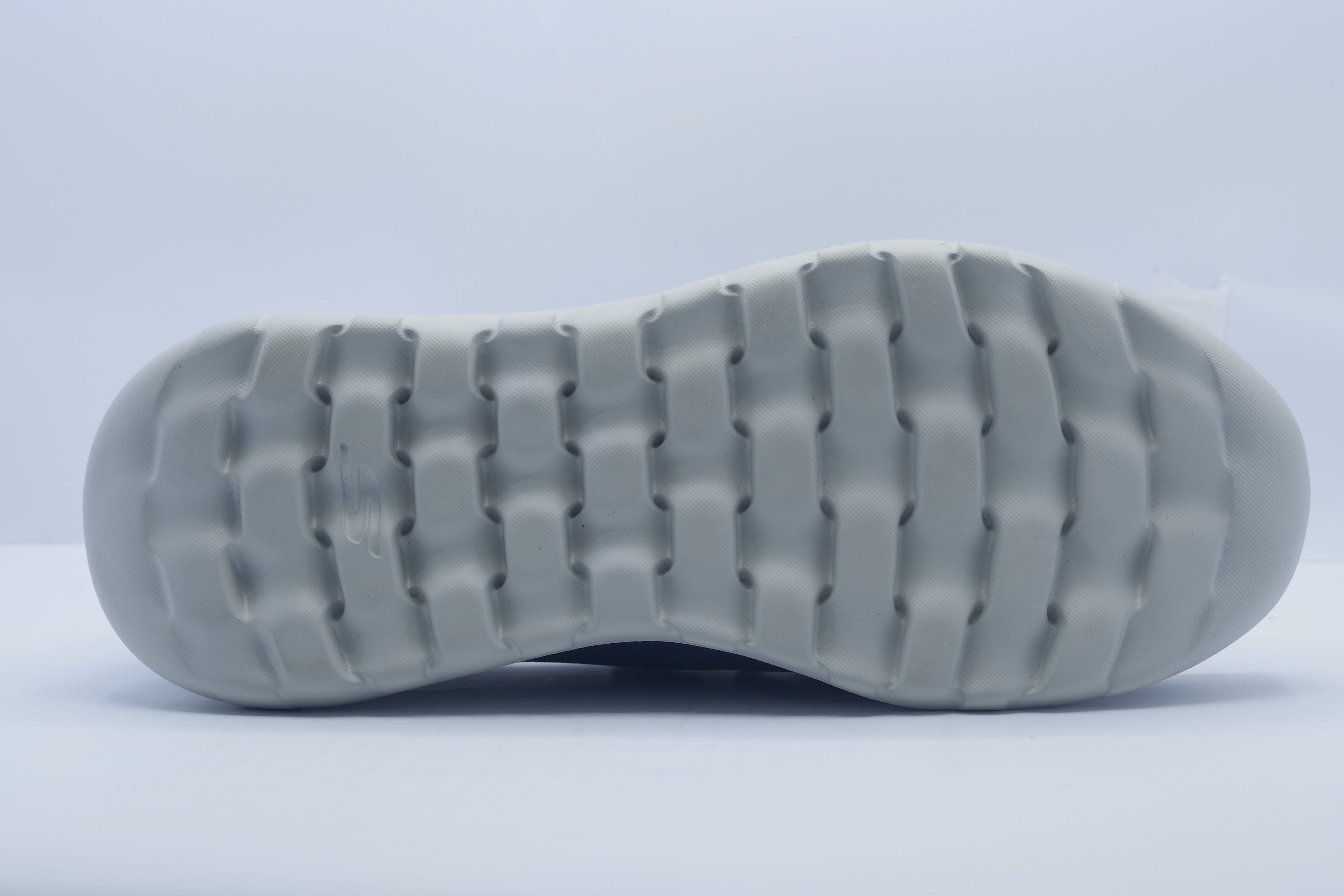 Skechers Slip-ins: GO WALK Max     (SN216284)