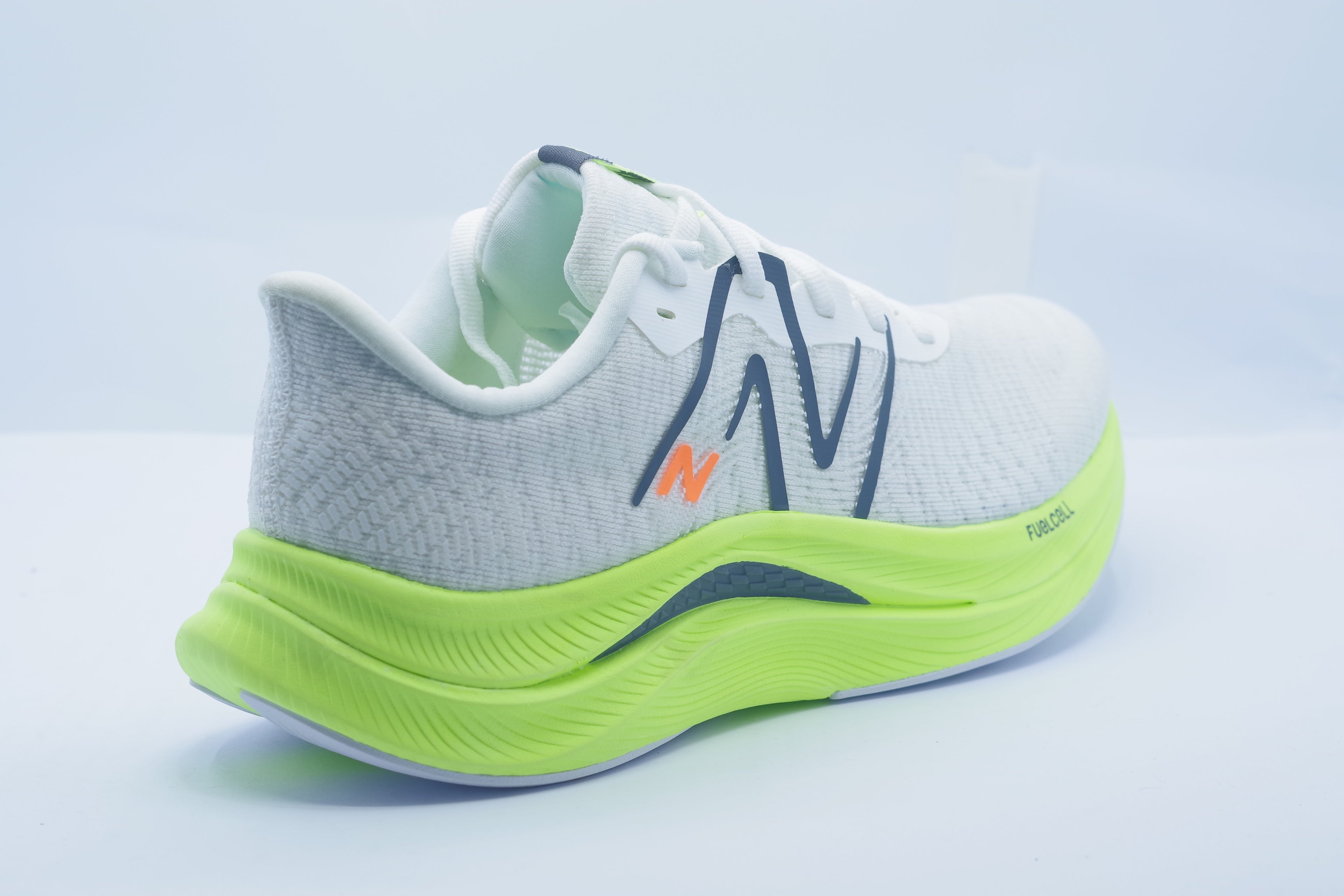 New Balance FuelCell Propel v4 – Women’s Running Shoes