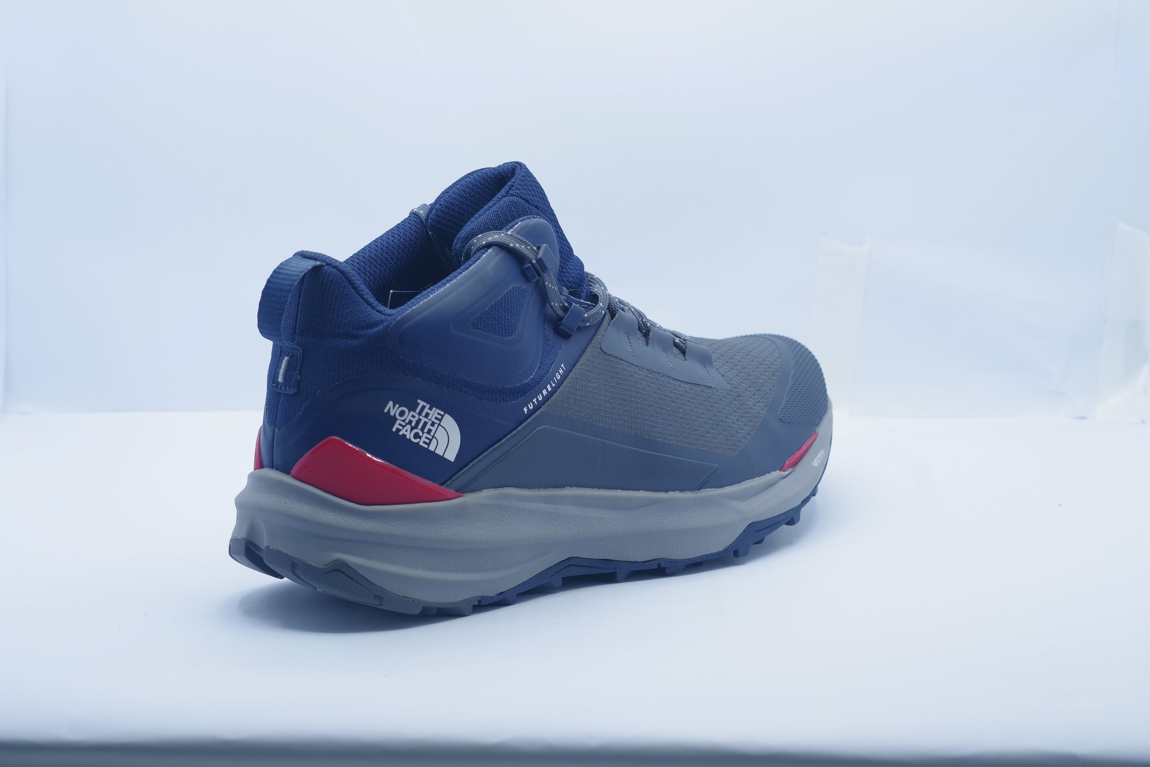 The North Face VECTIV Exploris 2 Mid FUTURELIGHT– Men’s Hiking Boots     (NF0A7W6A)