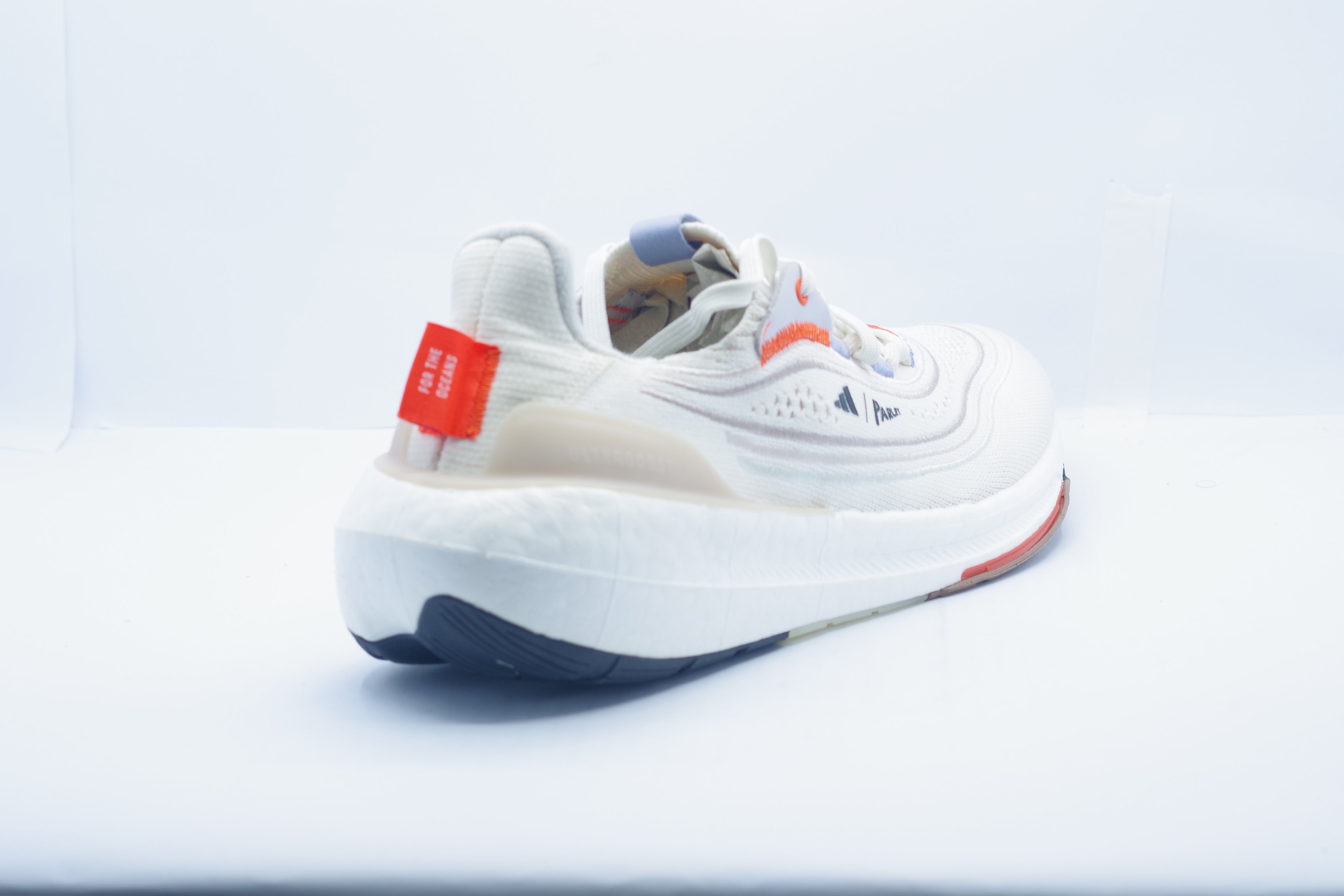 adidas Ultraboost Light