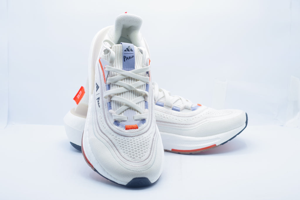 adidas Ultraboost Light